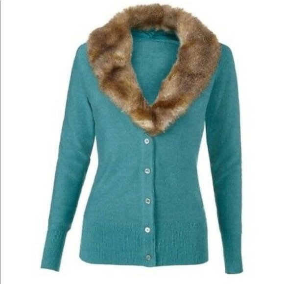 CAbi Sweaters - CAbi Tearoom Cardigan w/faux fur collar removable Medium Teal Green EUC